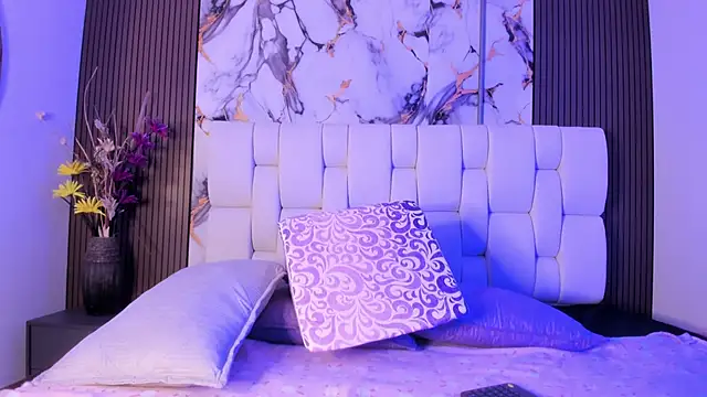 alisstarr online show from April 2026 11:27:01 AM