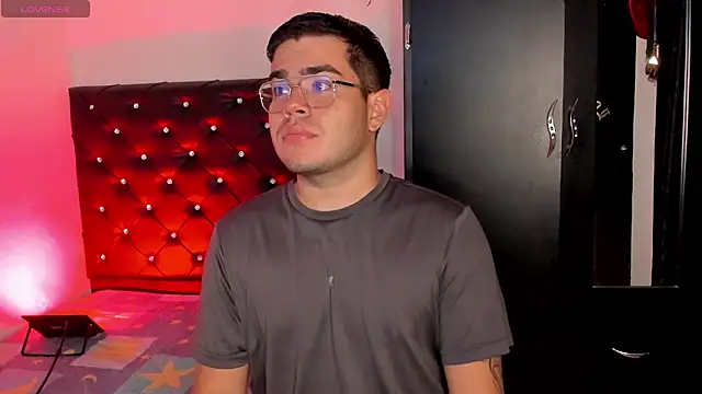 Joseph connor5 online show from April 2026 06:15:02 AM