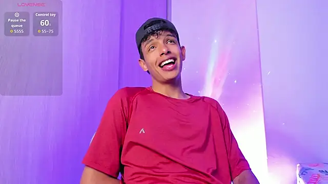 Maxfrost1 online show from March 2026 01:03:01 AM