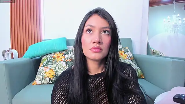 Violett Rosse  online show from March 2026 02:57:01 PM