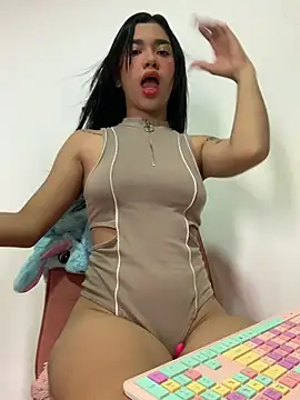 Snapshot of Lily_em chatting on May 2026 12:56:01 PM Lily em online show from May 2026 12:56:01 PM