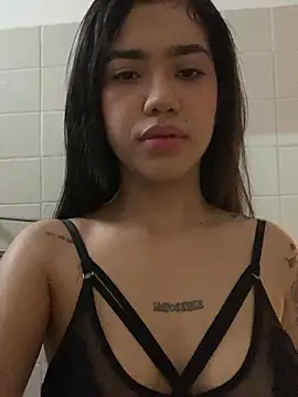Snapshot of Lily_em chatting on June 2026 07:25:01 PM Lily em online show from June 2026 07:25:01 PM