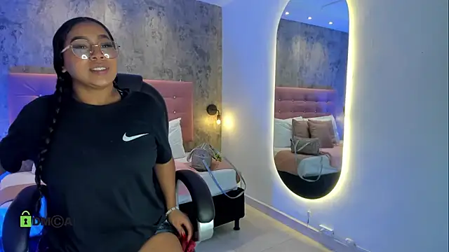 brithanycampbell online show from May 2026 12:05:01 PM