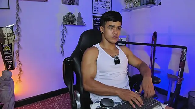 Rob zaens33 online show from March 2026 04:34:02 PM