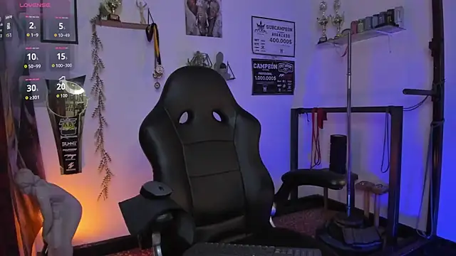 Rob zaens33 online show from April 2026 03:36:01 PM