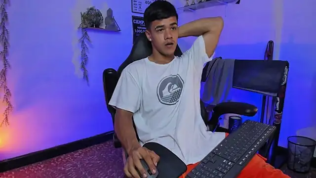 Rob zaens33 online show from March 2026 12:16:01 AM