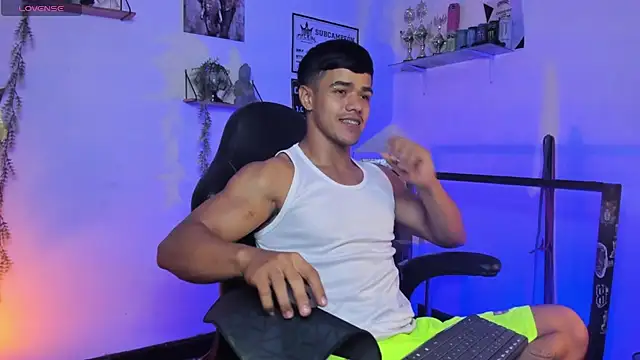 Rob zaens33 online show from March 2026 08:53:02 PM