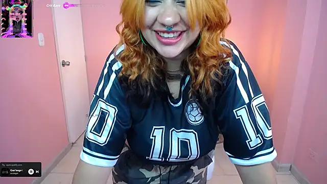 Snapshot of _carlotta_x chatting on June 2026 01:47:02 AM carlotta x online show from June 2026 01:47:02 AM