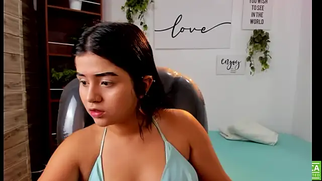 mila quin online show from July 2026 07:54:02 PM