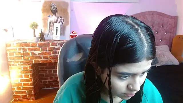 mila quin online show from April 2026 12:56:02 PM