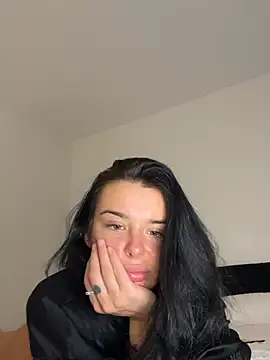 Amberbanxx online show from February 2026 09:15:01 PM