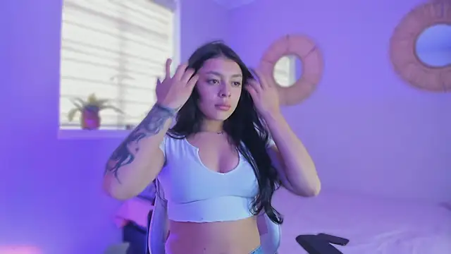 Snapshot of Lummii_ chatting on February 2026 07:10:01 PM Lummii online show from February 2026 07:10:01 PM