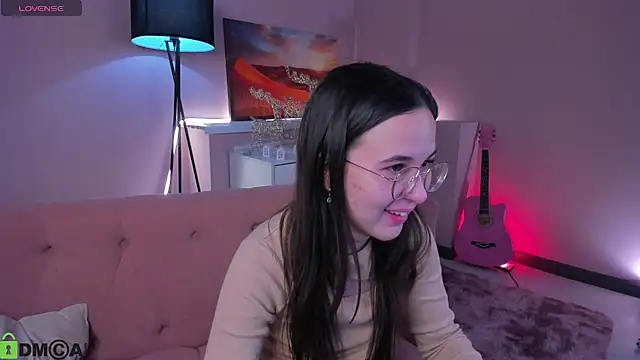 leylamirage online show from March 2026 12:27:02 PM