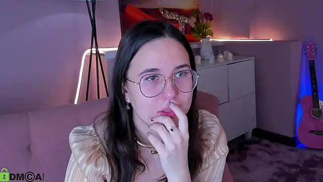 leylamirage online show from March 2026 12:32:01 PM