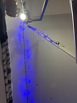 DraggingFirenze online show from April 2026 03:38:02 PM