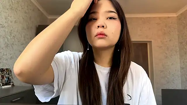 Snapshot of RegenaLandauer chatting on March 2026 06:57:02 AM RegenaLandauer online show from March 2026 06:57:02 AM