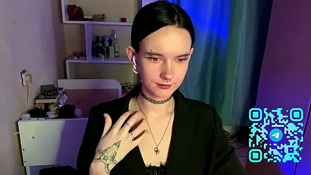 MabelDefina online show from April 2026 11:05:01 AM