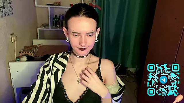 MabelDefina online show from April 2026 12:29:02 PM