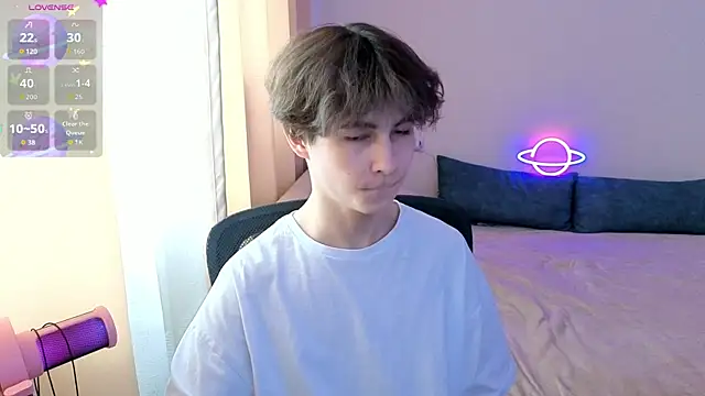  LukaHayes  online show from April 2026 12:22:02 PM