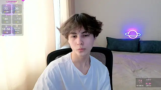  LukaHayes  online show from April 2026 01:17:01 PM