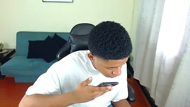 liiam3 online show from March 2026 08:48:01 PM