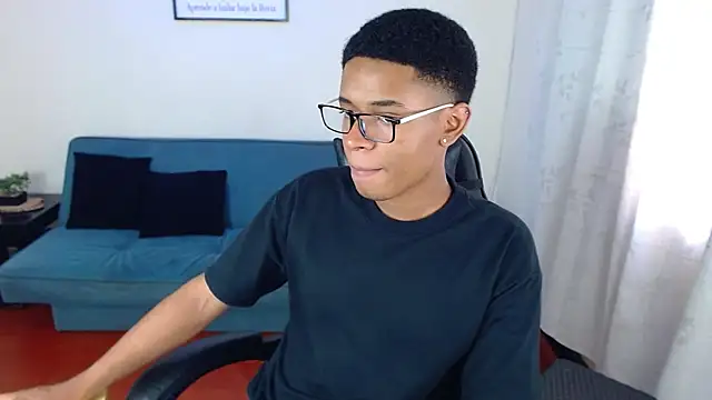 liiam3 online show from February 2026 08:42:01 PM