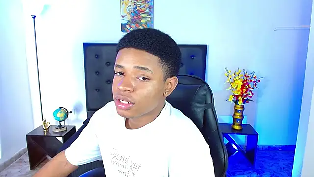 liiam3 online show from April 2026 08:47:02 PM