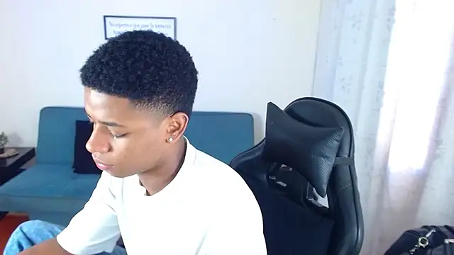 liiam3 online show from March 2026 09:17:01 PM