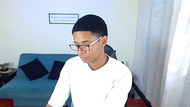 liiam3 online show from February 2026 08:52:02 PM