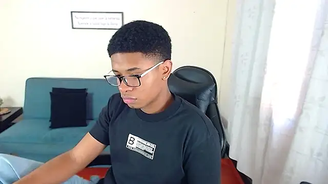 liiam3 online show from March 2026 09:37:01 PM