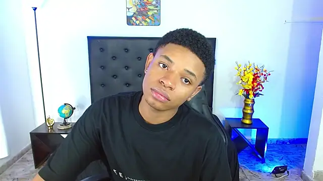 liiam3 online show from April 2026 08:38:01 PM