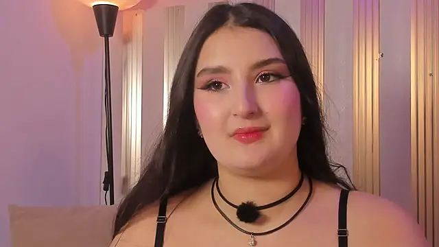 Snapshot of zoe_moon__ chatting on February 2026 03:51:01 AM zoe moon online show from February 2026 03:51:01 AM