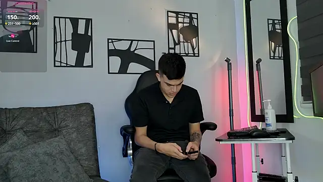 nico pelusa online show from March 2026 10:49:02 AM