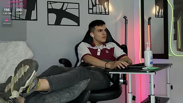 nico pelusa online show from March 2026 11:12:01 AM