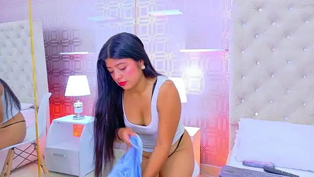 Khloe Moon online show from March 2026 07:59:01 PM