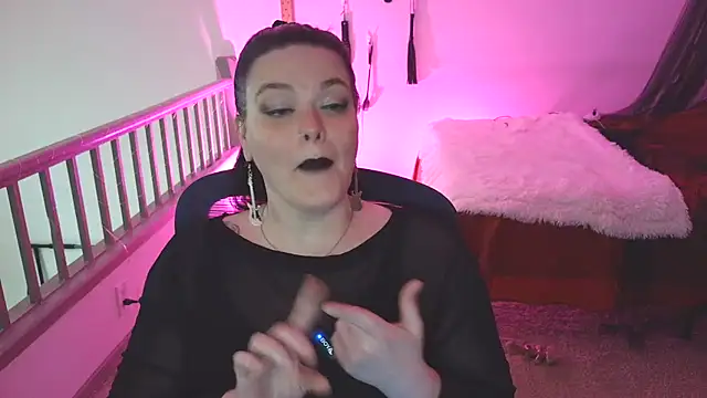 VixieNyx online show from April 2026 07:58:02 PM