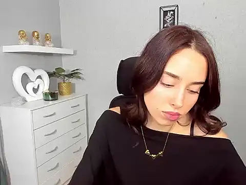 Snapshot of AdeleSolo chatting on February 2026 06:26:01 AM AdeleSolo online show from February 2026 06:26:01 AM