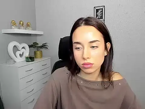 Snapshot of AdeleSolo chatting on February 2026 01:30:01 PM AdeleSolo online show from February 2026 01:30:01 PM