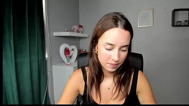 Snapshot of AdeleSolo chatting on July 2026 01:23:01 PM AdeleSolo online show from July 2026 01:23:01 PM