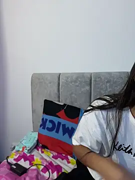 I Samanthaa online show from April 2026 03:11:01 AM