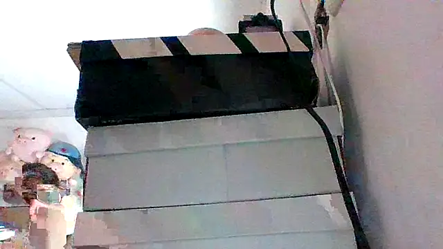 pocahontas hotty online show from April 2026 06:23:01 PM