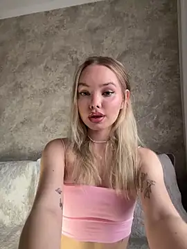 Snapshot of Rebecca_David chatting on February 2026 10:50:01 AM Rebecca David online show from February 2026 10:50:01 AM