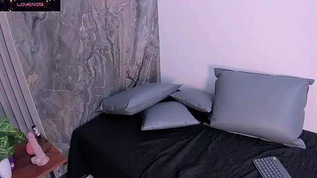 ScarletDollxxx online show from March 2026 11:14:02 AM