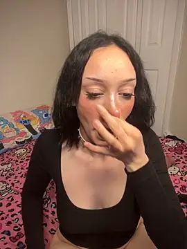 strwbrrymilk online show from April 2026 03:30:01 AM