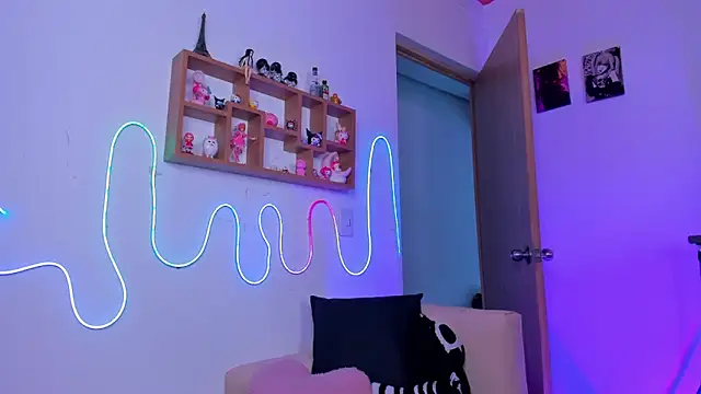 Helldy 666 online show from April 2026 12:51:01 AM