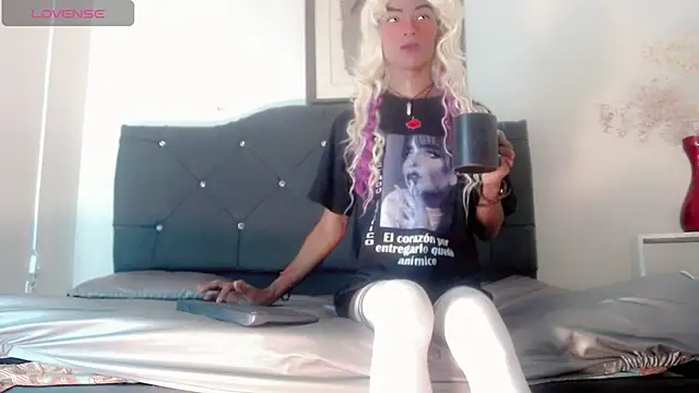 suzume Mendez online show from March 2026 11:32:02 AM