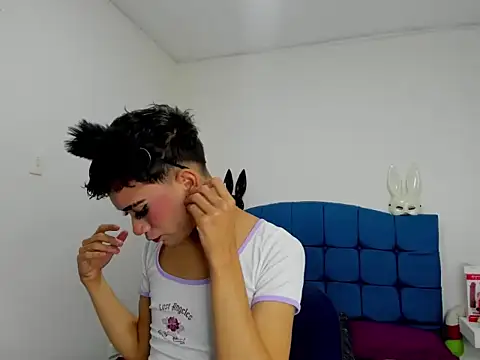 Ailanys Miller online show from March 2026 01:03:01 PM