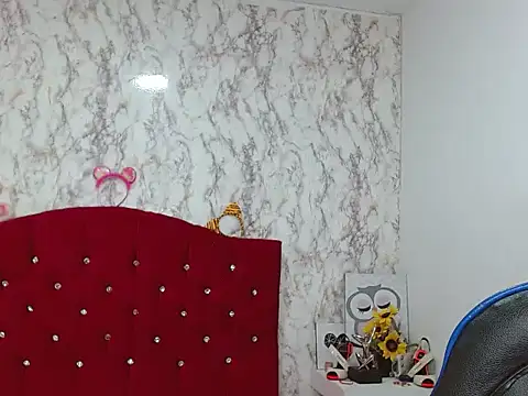 Ailanys Miller online show from February 2026 01:08:01 PM