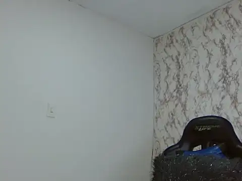 Ailanys Miller online show from February 2026 12:33:02 AM