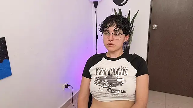 jeroharper  online show from April 2026 08:04:01 PM